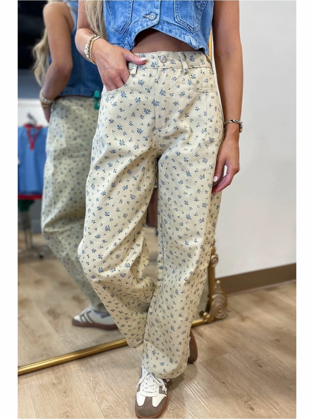 JOA Cream Ditsy Floral Barrel Leg Cotton Jeans Small